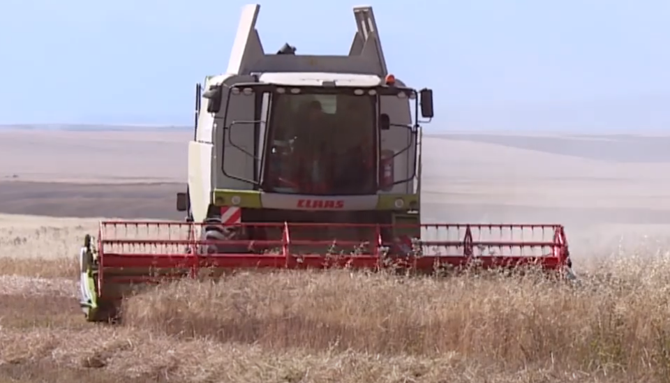 комбайн Claas Tucano 320